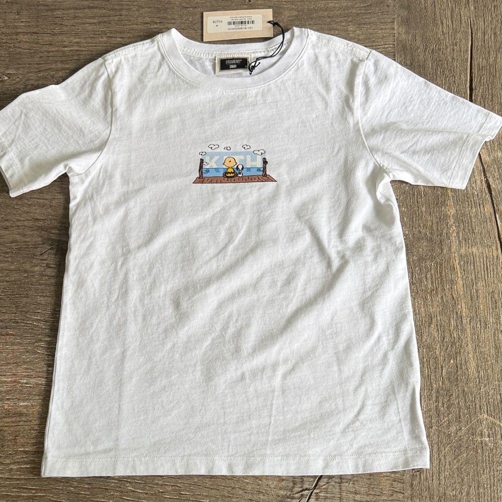 Kith x Peanuts tee- M